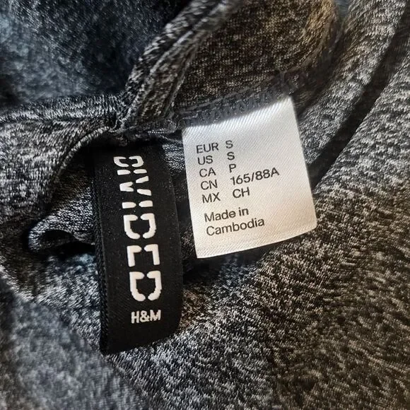 H&M SKATER DRESS - Picture 4 of 5